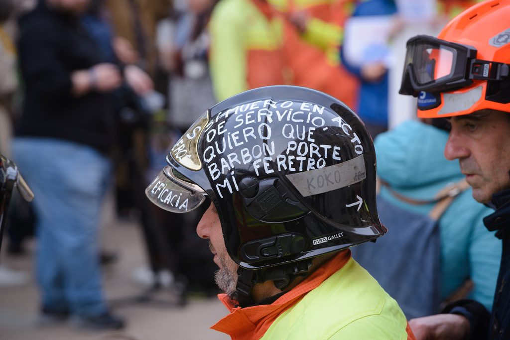 Los bomberos reclaman mejoras laborales